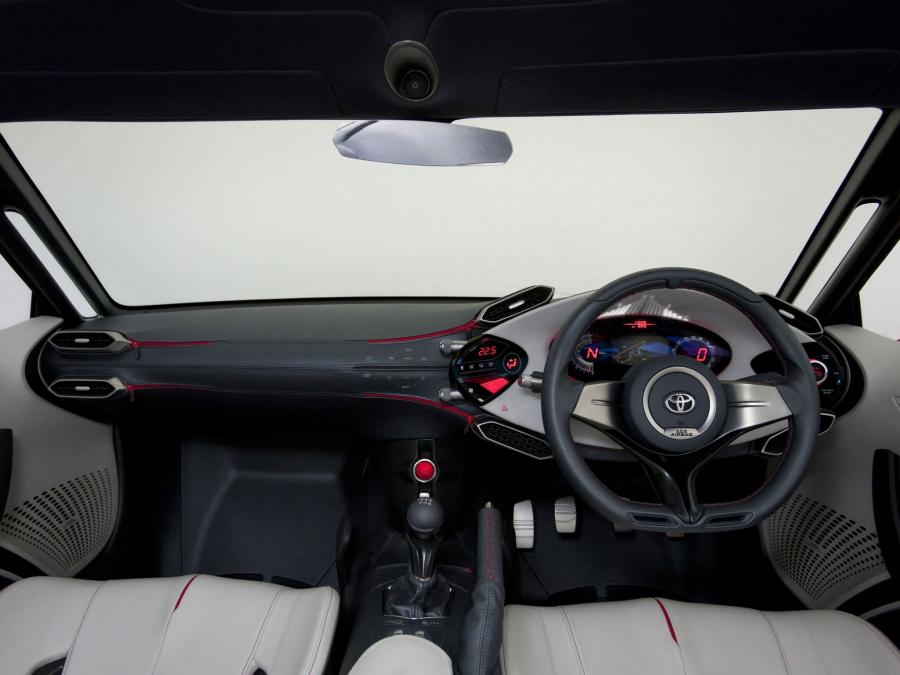  Toyota FT-86 Concept 2009 года  (фото 32 из 40)
